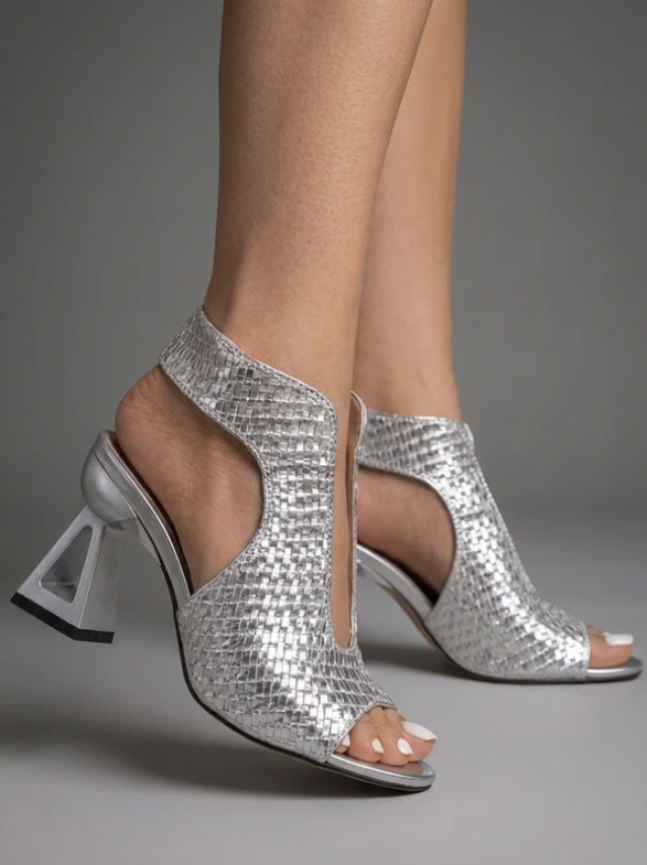 Vittoria | Elegant braided sandals