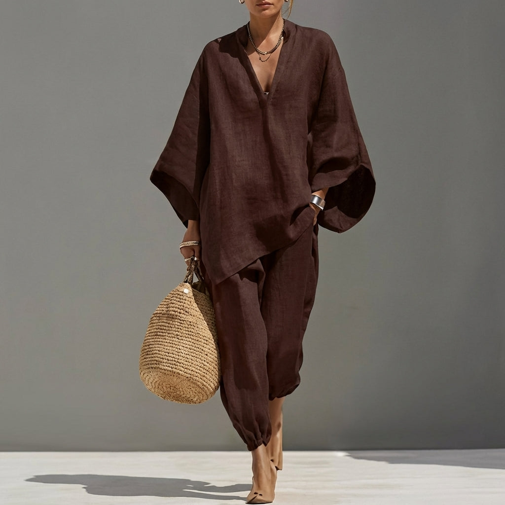 Marina | Women’s Casual Two-Piece Outfit with a V-neck