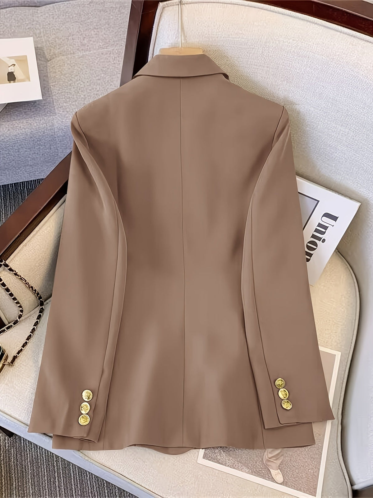 Women’s Tailored Double-Breasted Blazer – All-Season Formal Wear